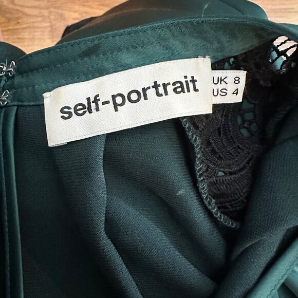 Self-portrait satin shift dress with lace trim - Picture 5 of 8